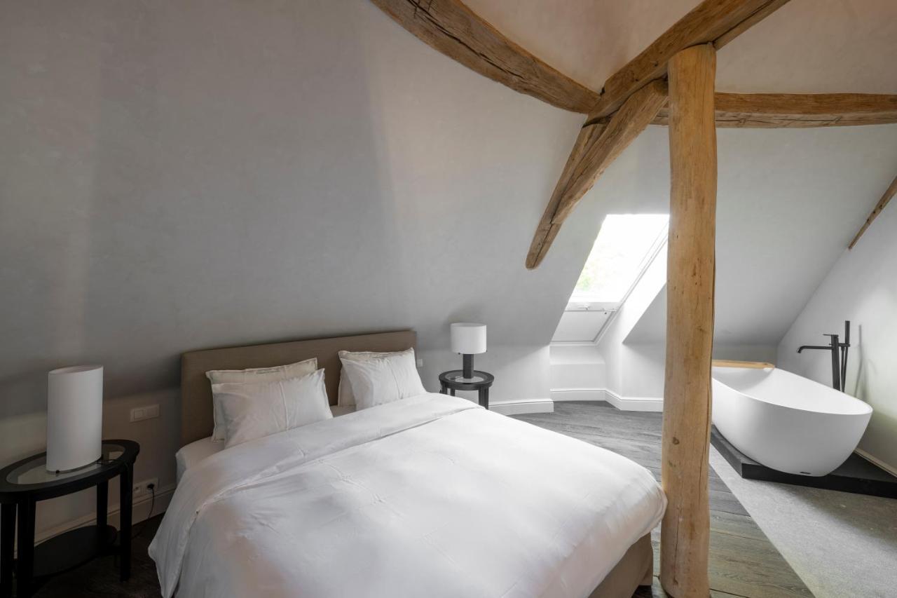 Le Chateau De Mirwart 외부 사진